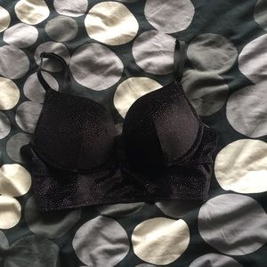 Up 2 cups push up bra